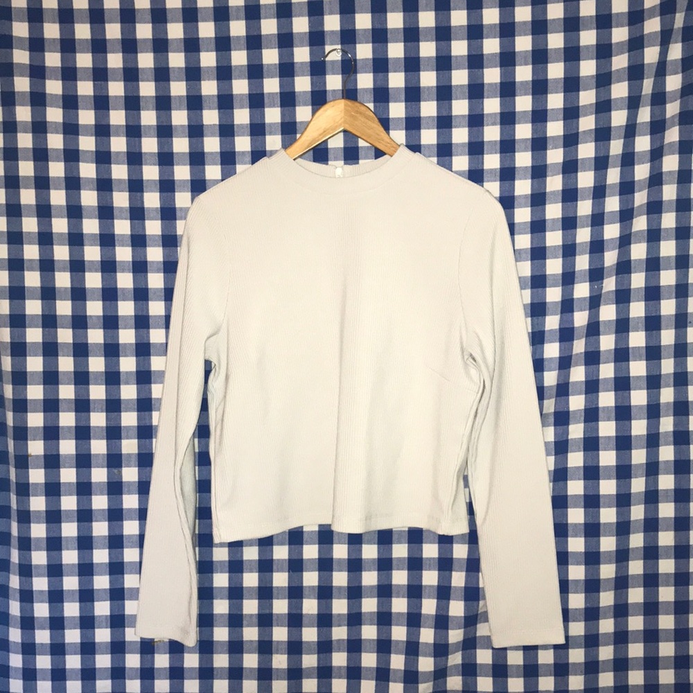 FOREVER21 White Cropped Sweater Size M-1X